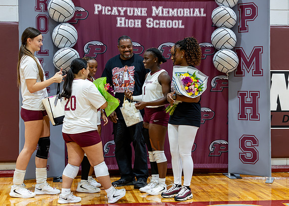 PMHS_VB_SR_Night_26-27_029_2785