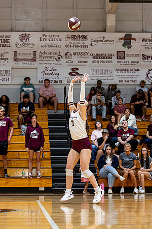 PMHS_VB_#7_Madelyn_26-27_013_4687