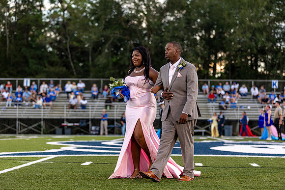 PRCHS_Homecoming_26-27_0175_1869