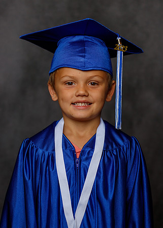 PRCES_K_Grad_HS_23_6678_008