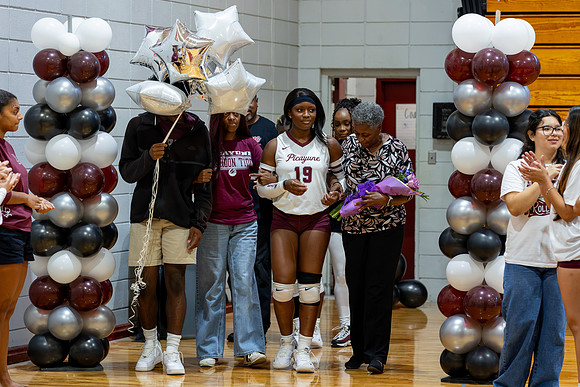 PMHS_VB_SR_Night_26-27_017_2686