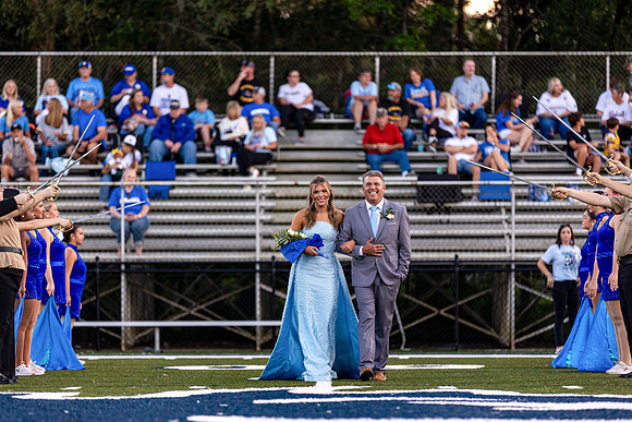 PRCHS_Homecoming_26-27_0202_2179