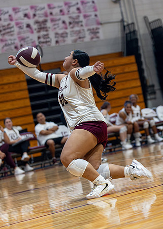 PMHS_VB_#20_Yadira_26-27_016_2460
