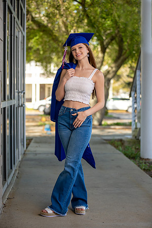 Allie_L_SP22_6957_11