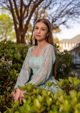 Allie_L_SP22_7421_57