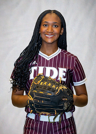 PMHS_Softball_Headshots_2025_06_3657