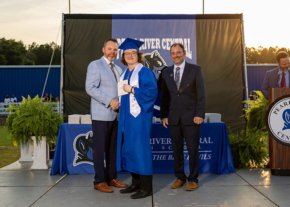 Grad_Ceremony_PRC_2024_020_1300