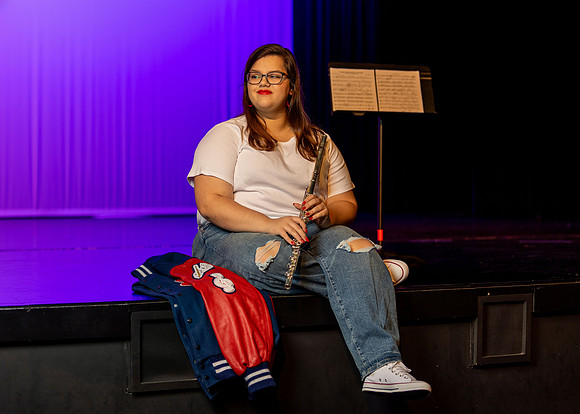 Mikayla_D_SP_25_S01_015_0154