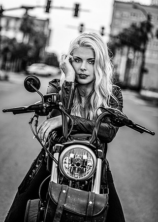 IMG_1456-2b grunge b&w