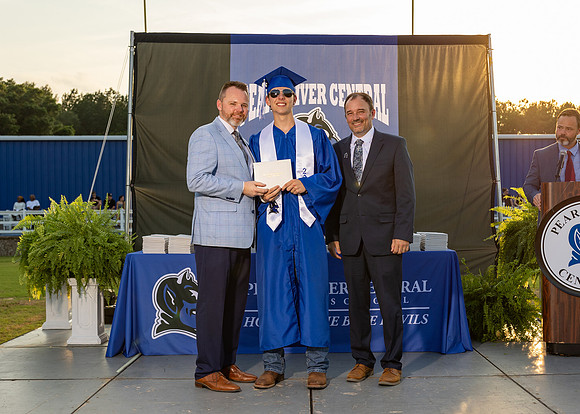 Grad_Ceremony_PRC_2024_013_1280