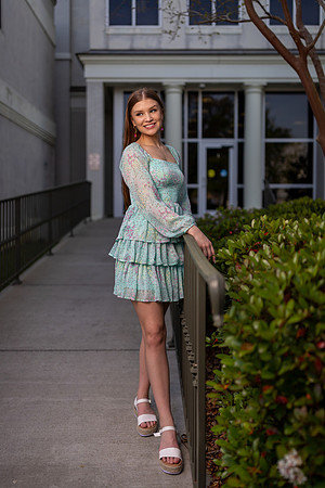 Allie_L_SP22_7381_52