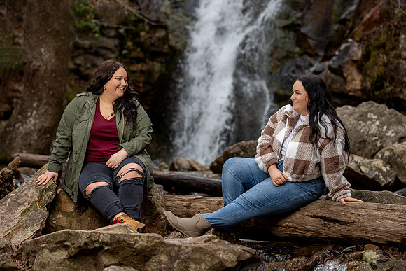 Emily_&_Layla_SP22_8141_017