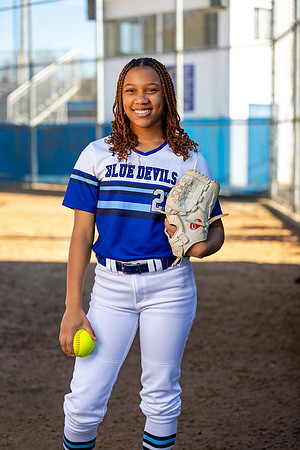 PRCHS_Softball_22_0658_08