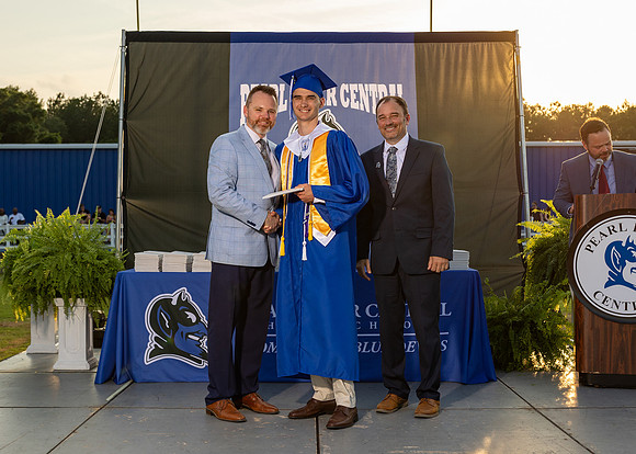Grad_Ceremony_PRC_2024_012_1279