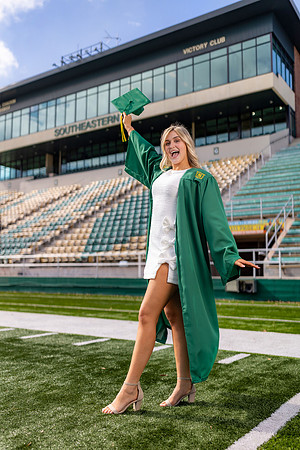 Caidy_J_College_Grad_25_13_0107