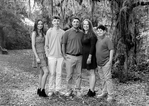 Jazmine_S_Family_2024_01_014