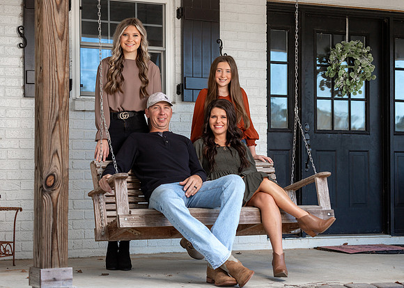 Jordan_Family_2022_0679_01