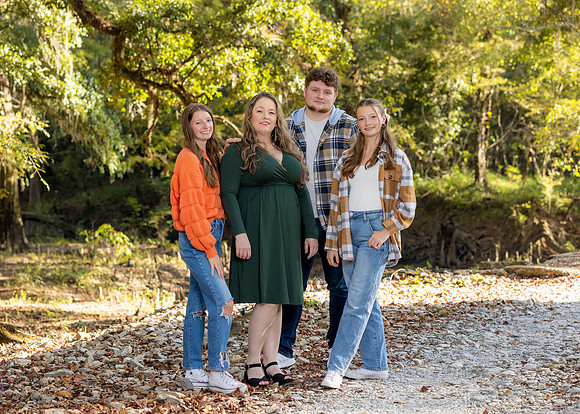 Kylar_S_Family_2024_06_3872