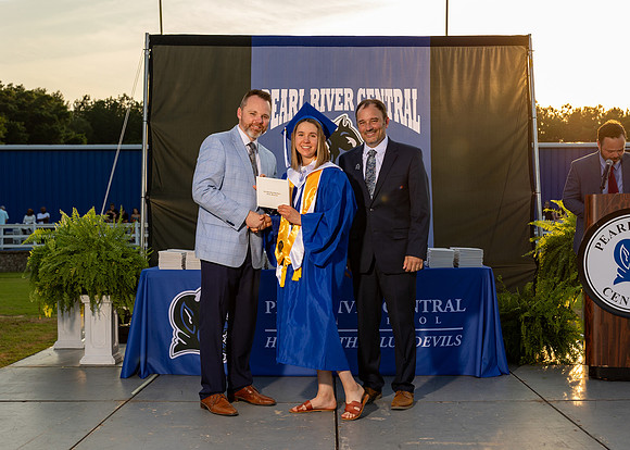 Grad_Ceremony_PRC_2024_019_1295