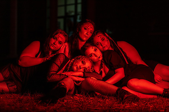 Halloween_Red_Light_100221_055