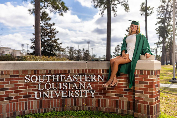 Caidy_J_College_Grad_25_25_0220