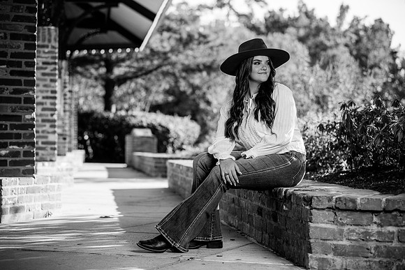 Brooke_L_SP23_S02_1454_16
