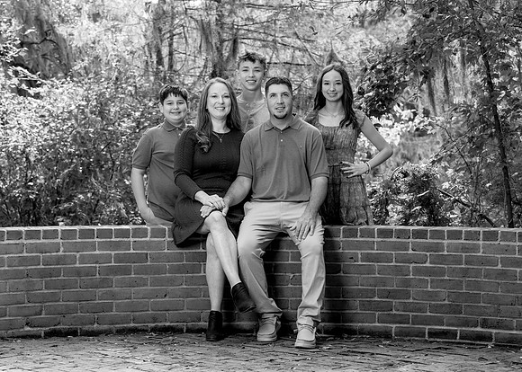 Jazmine_S_Family_2024_11_097