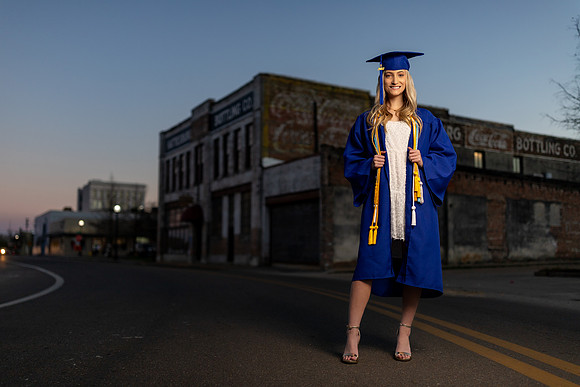 Alyssa_F_SP22_3760_31