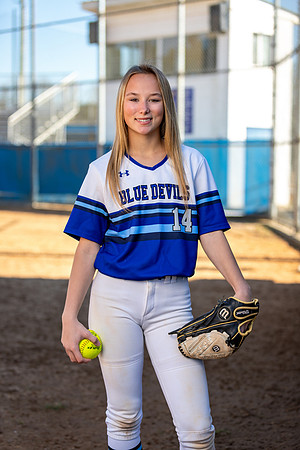 PRCHS_Softball_22_0632_02
