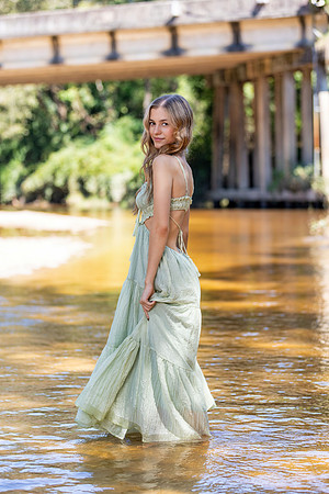Ella_R_Creek_2025_14_2412