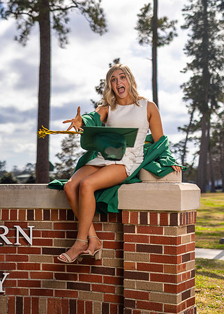 Caidy_J_College_Grad_25_26_0228