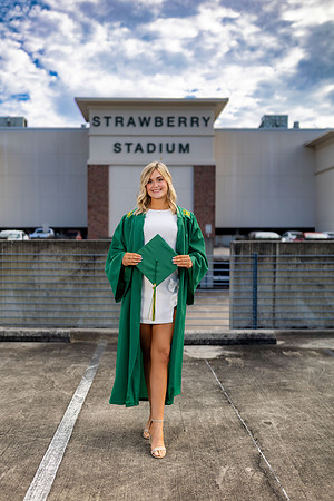 Caidy_J_College_Grad_25_01_0004